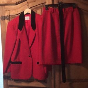 Ladies Suit